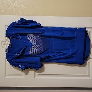 Short sleeve hooded shirt size XL in juniors